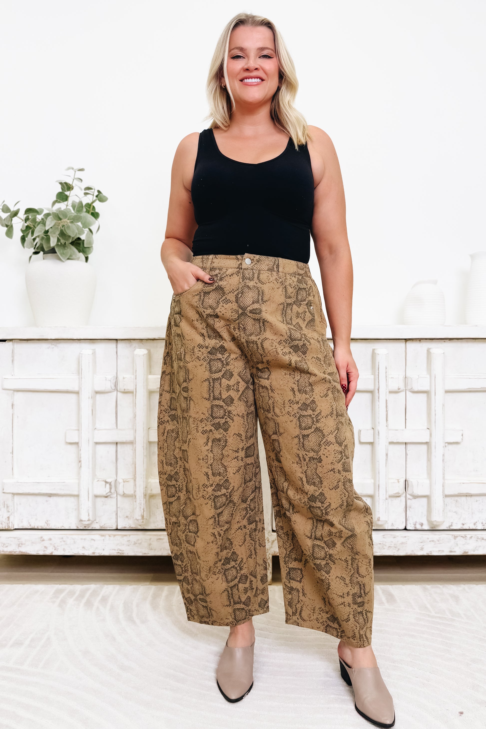 Country Girl Strong Pants - 2 Colors!