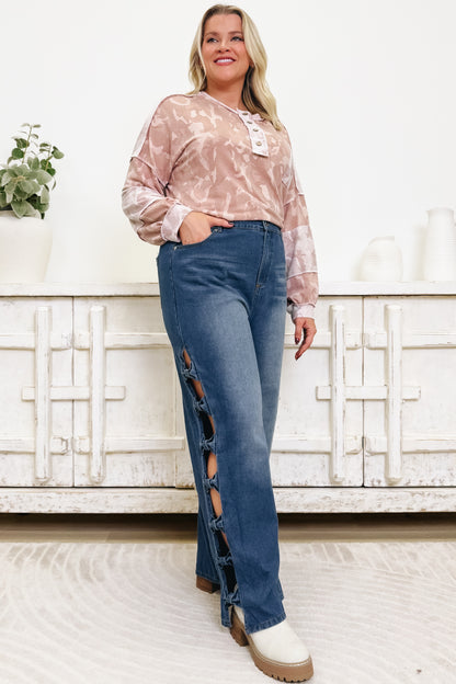 Reign Supreme Jeans - Washed Denim