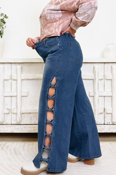 Reign Supreme Jeans - Washed Denim