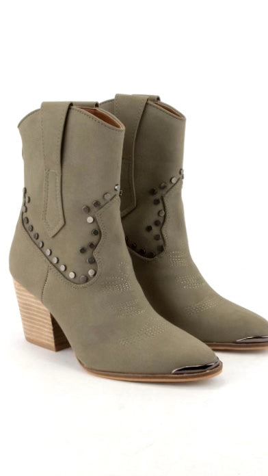 Pandora Vintage Western Booties - Khaki