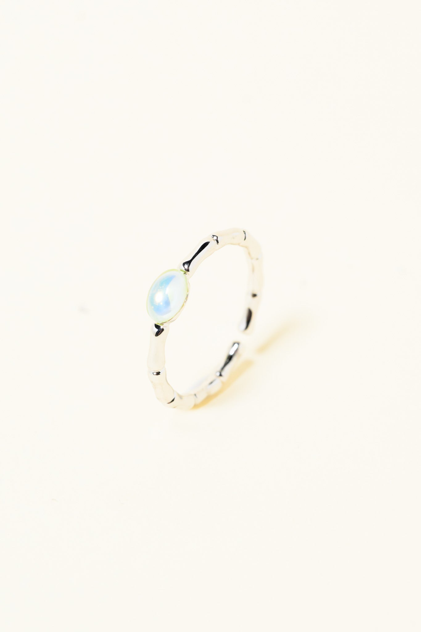 Demi Ring Oval - Silver Opal