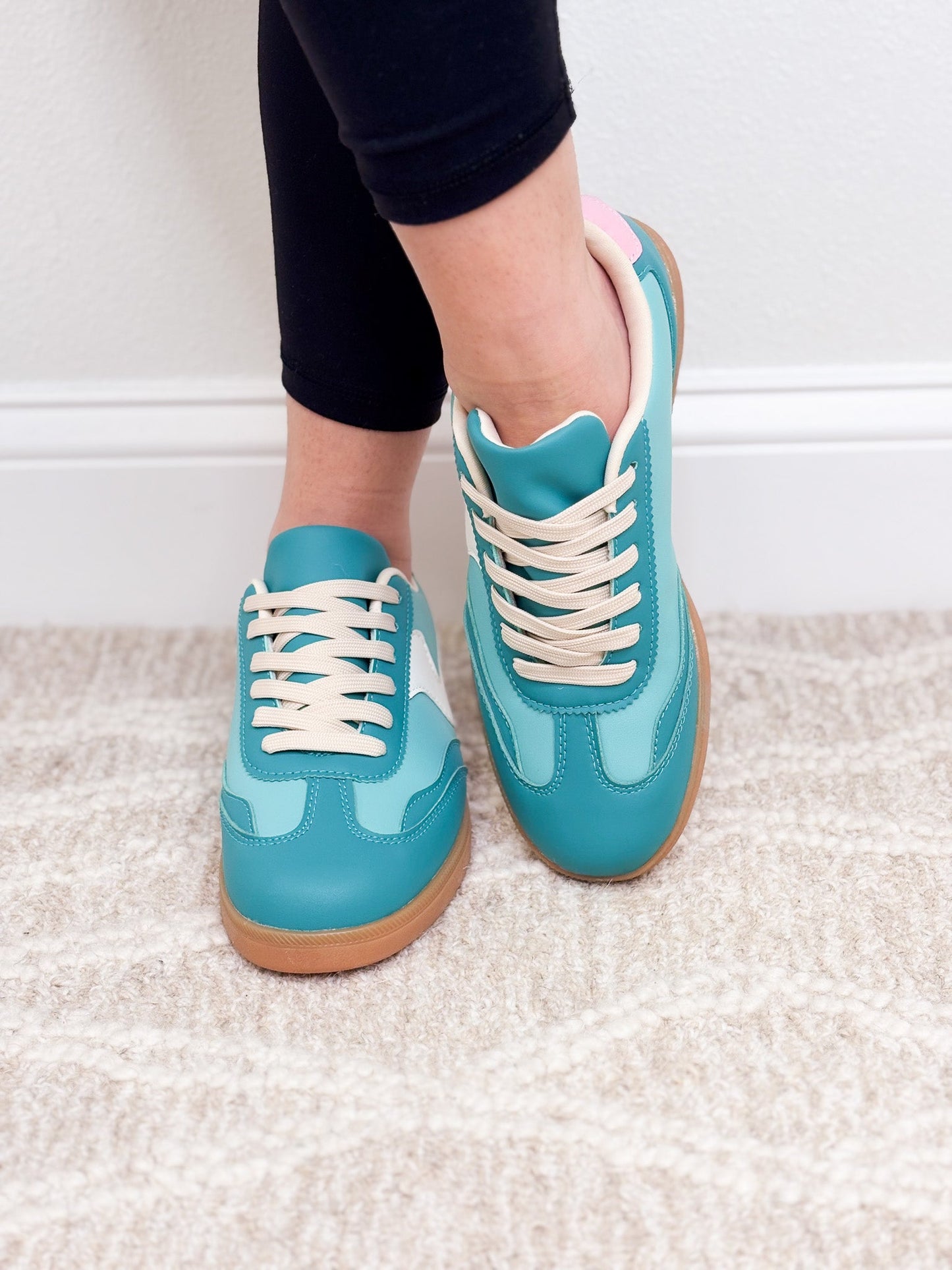 The Modern Sneakers - Green Multi