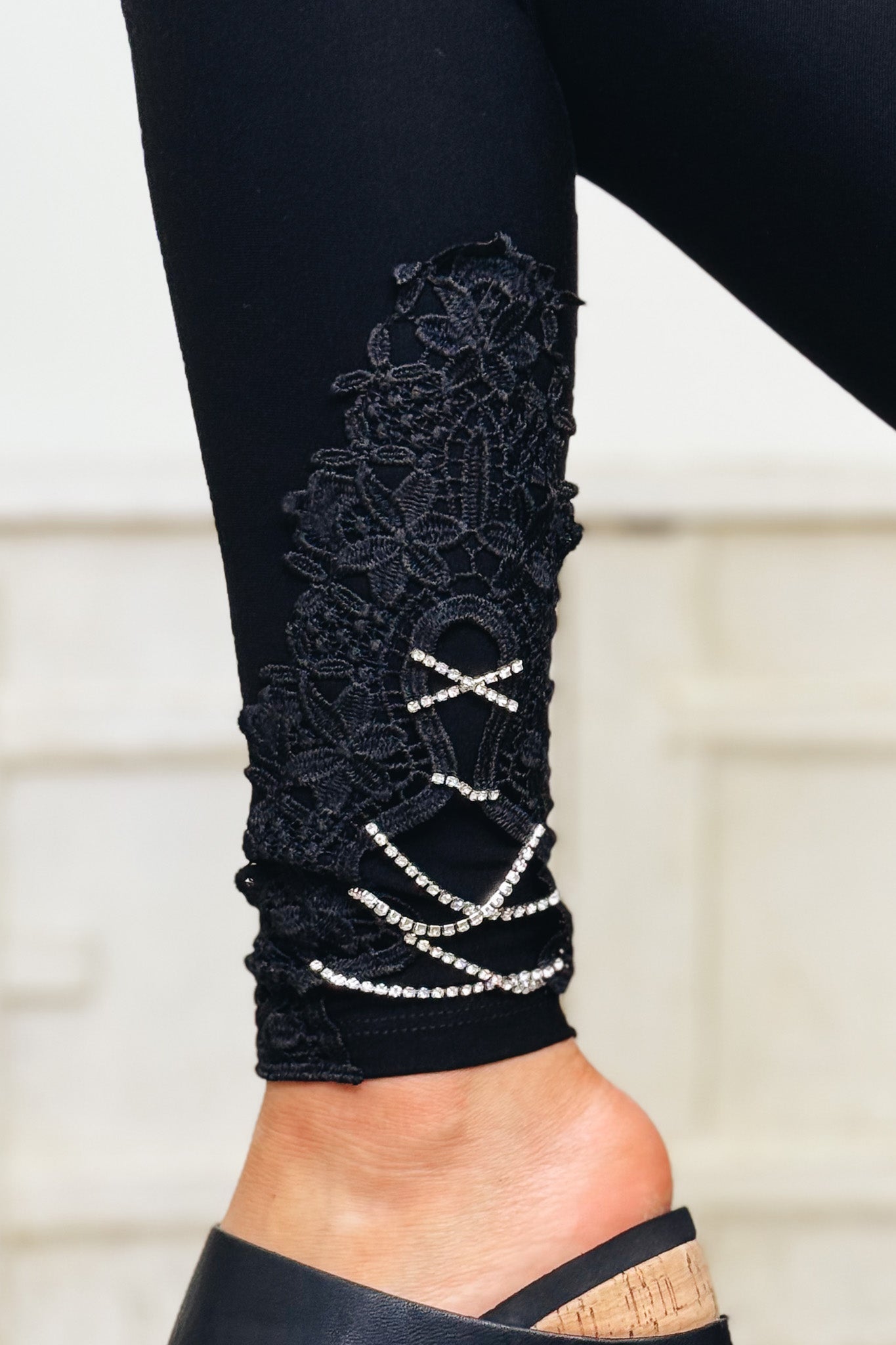 Tie Up Temptation Leggings - Black