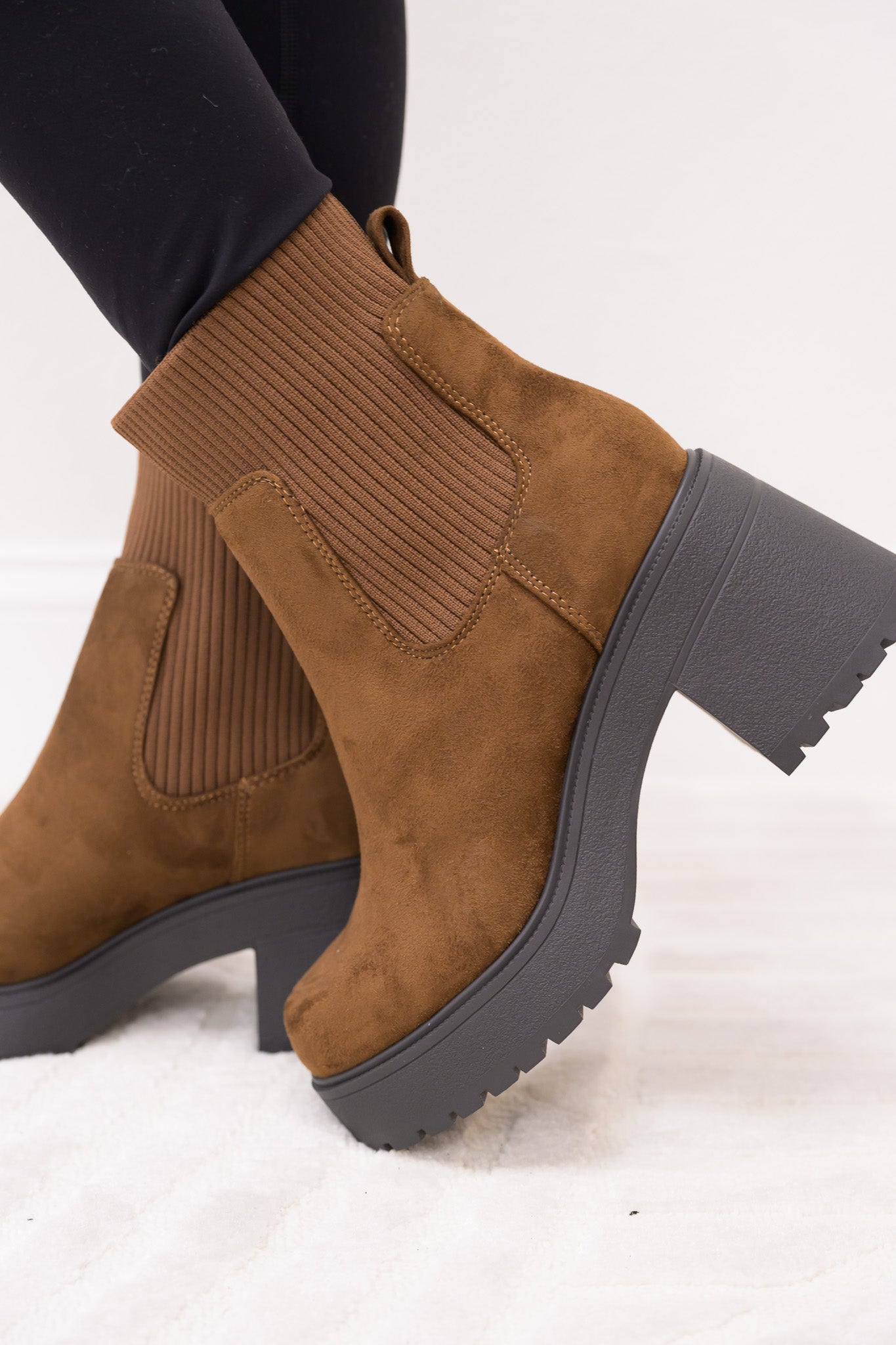 Super Chunky Chelsea Ankle Booties - Chocolate