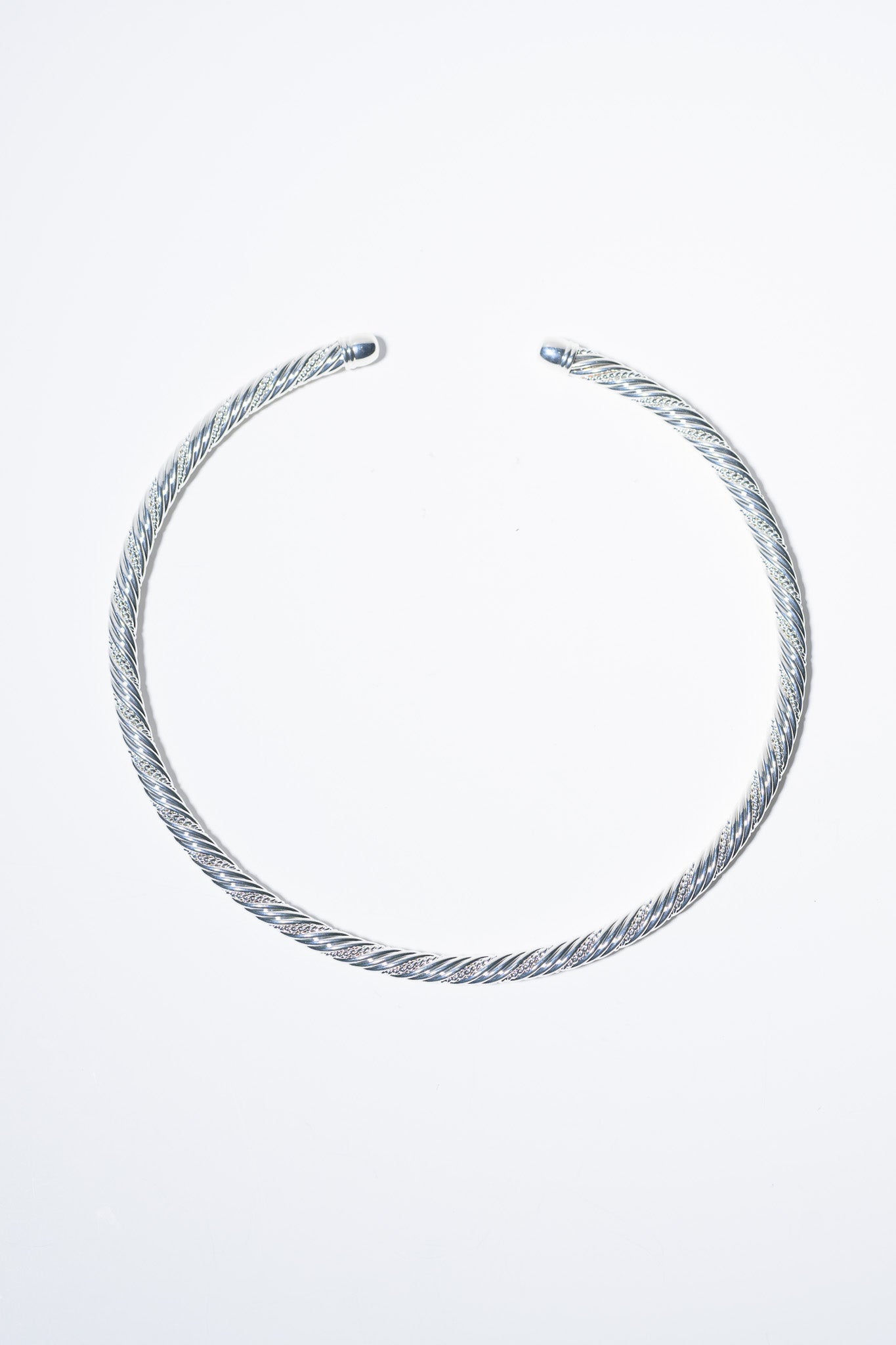 Lunara Necklace - Liquid Metallic Pearl White