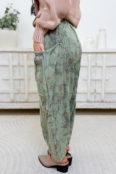 Hidden Bloom Floral Pants - Olive