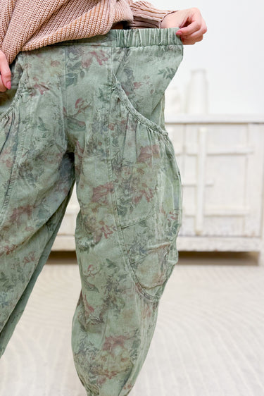 Hidden Bloom Floral Pants - Olive