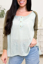 VINTAGE OLIVE