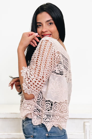 Vintage Design Top - 2 Colors!
