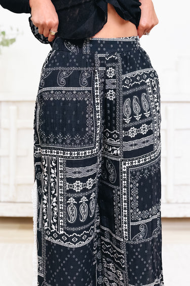 Slit & Slide Pants - Black Multi