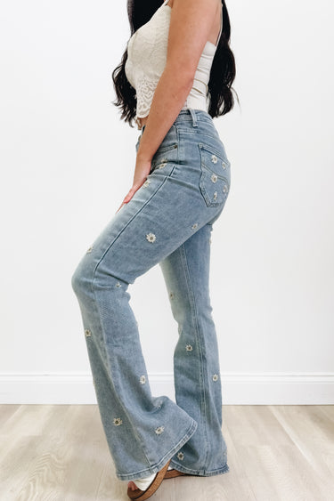 Flourishing Views Jeans - Light Denim
