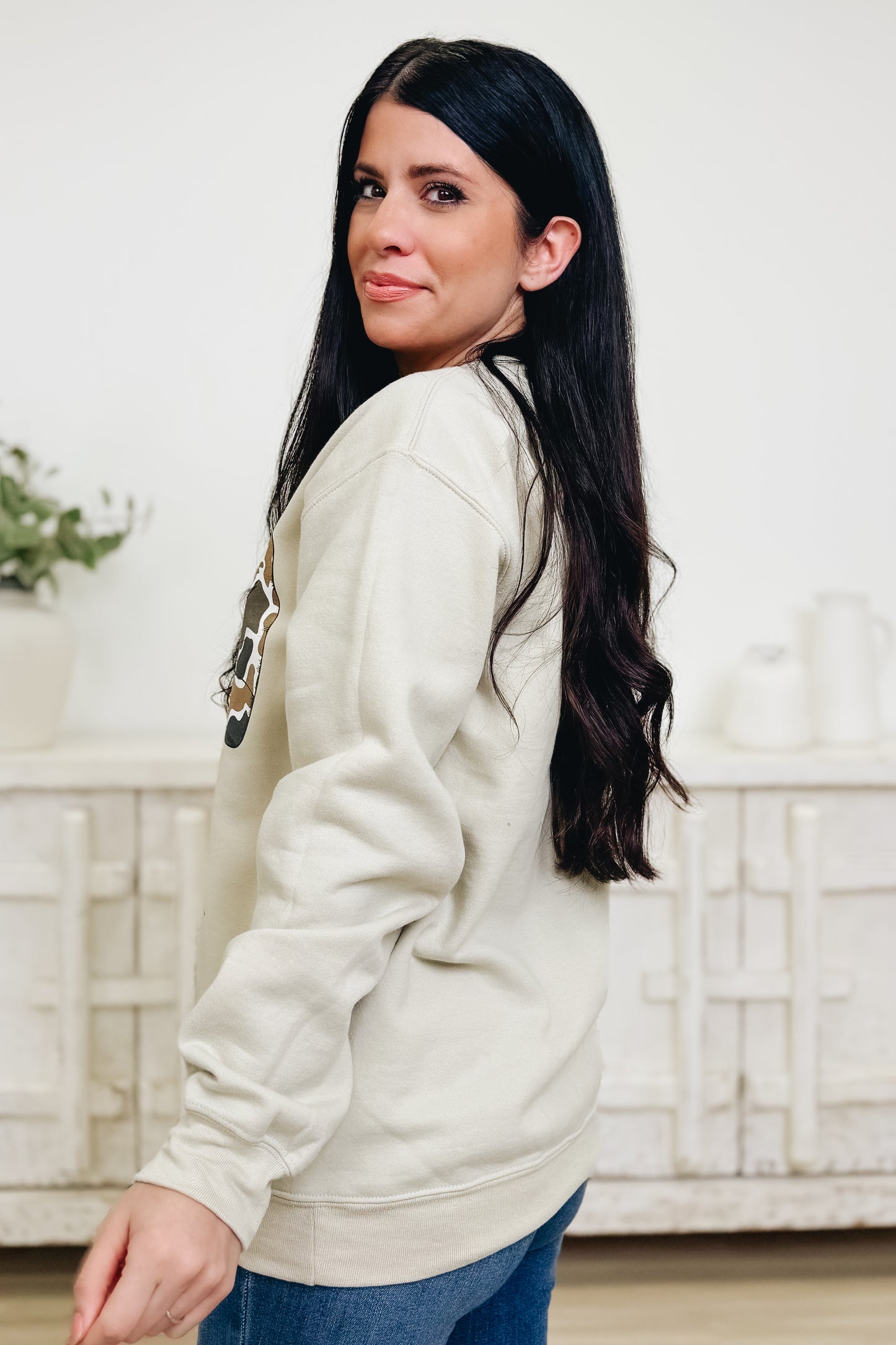 Bow'd Up Camo Graphic Sweatshirt