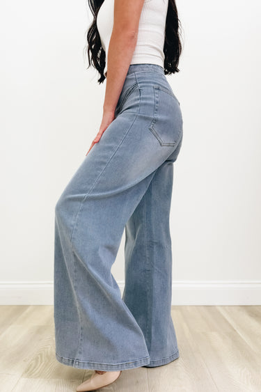Downtown Darling By Fate - Wide Leg Jeans - Light Denim