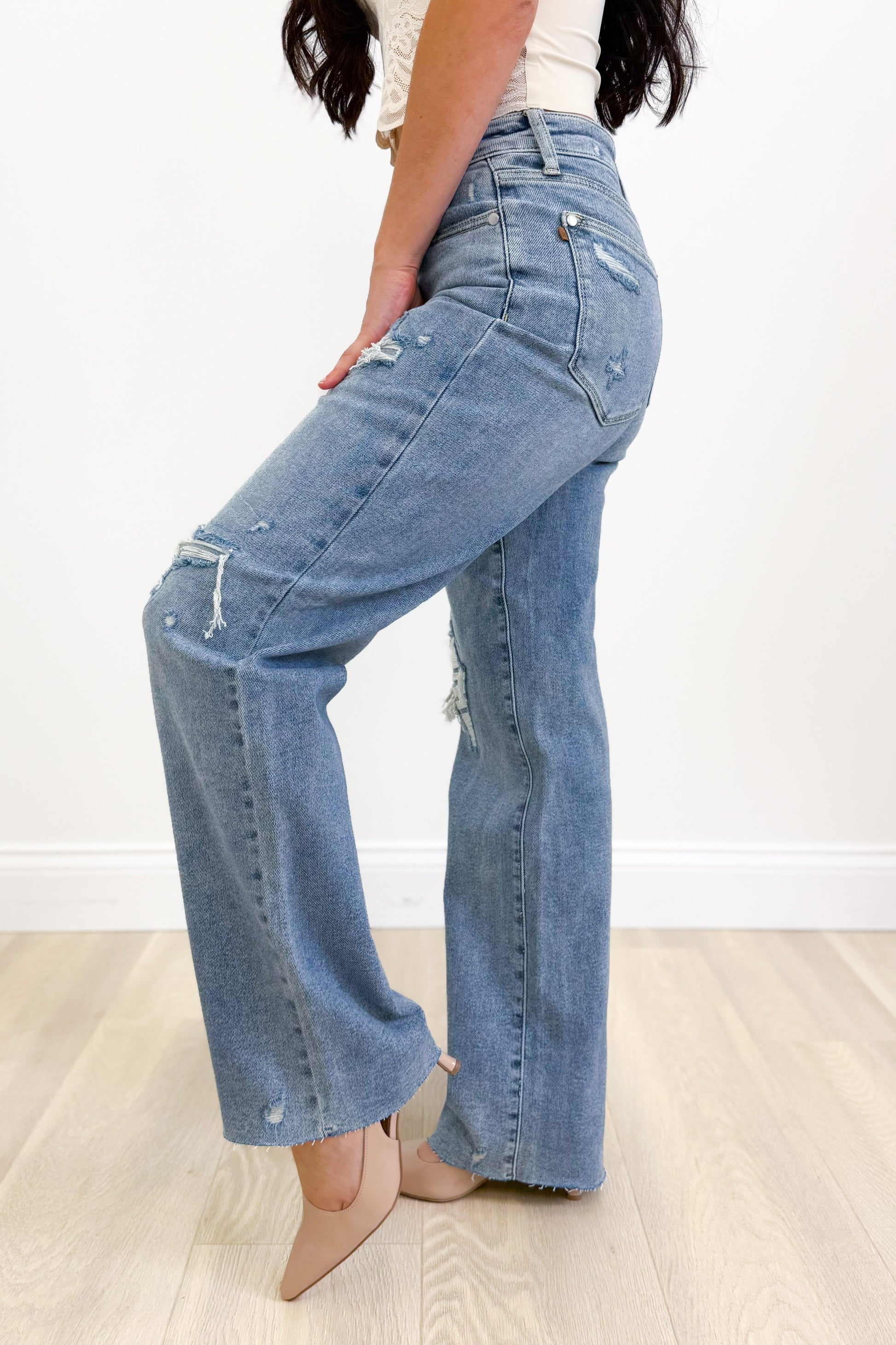 Prime Time By Judy Blue - 90s Straight Jeans - Light Wash
