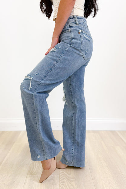 Prime Time By Judy Blue - 90s Straight Jeans - Light Wash