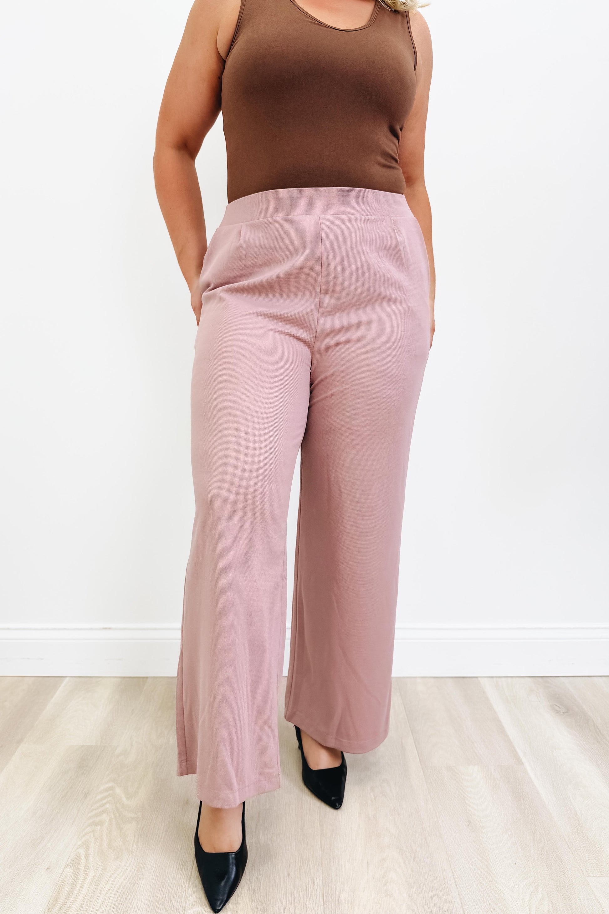 Keep Em With You Pants - 3 Colors!