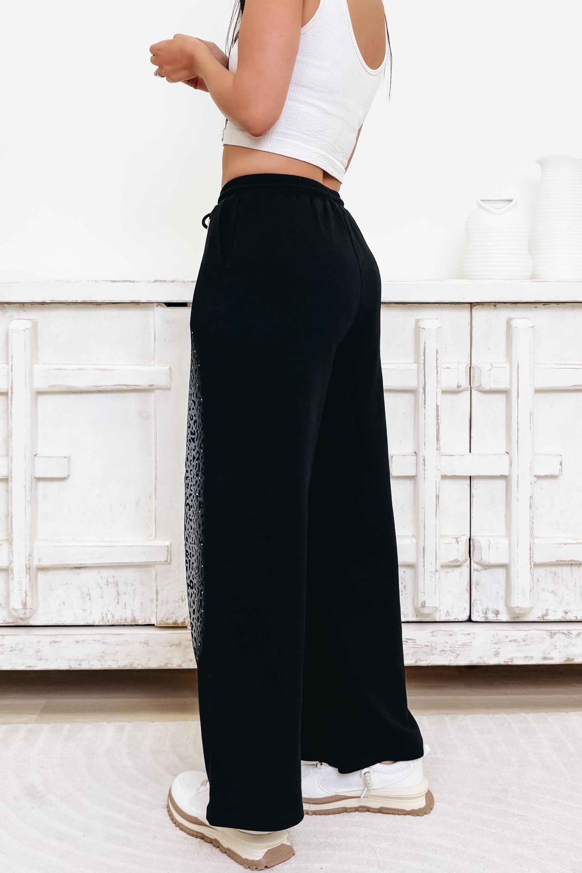 Catch Me In These Leopard Pants - Black