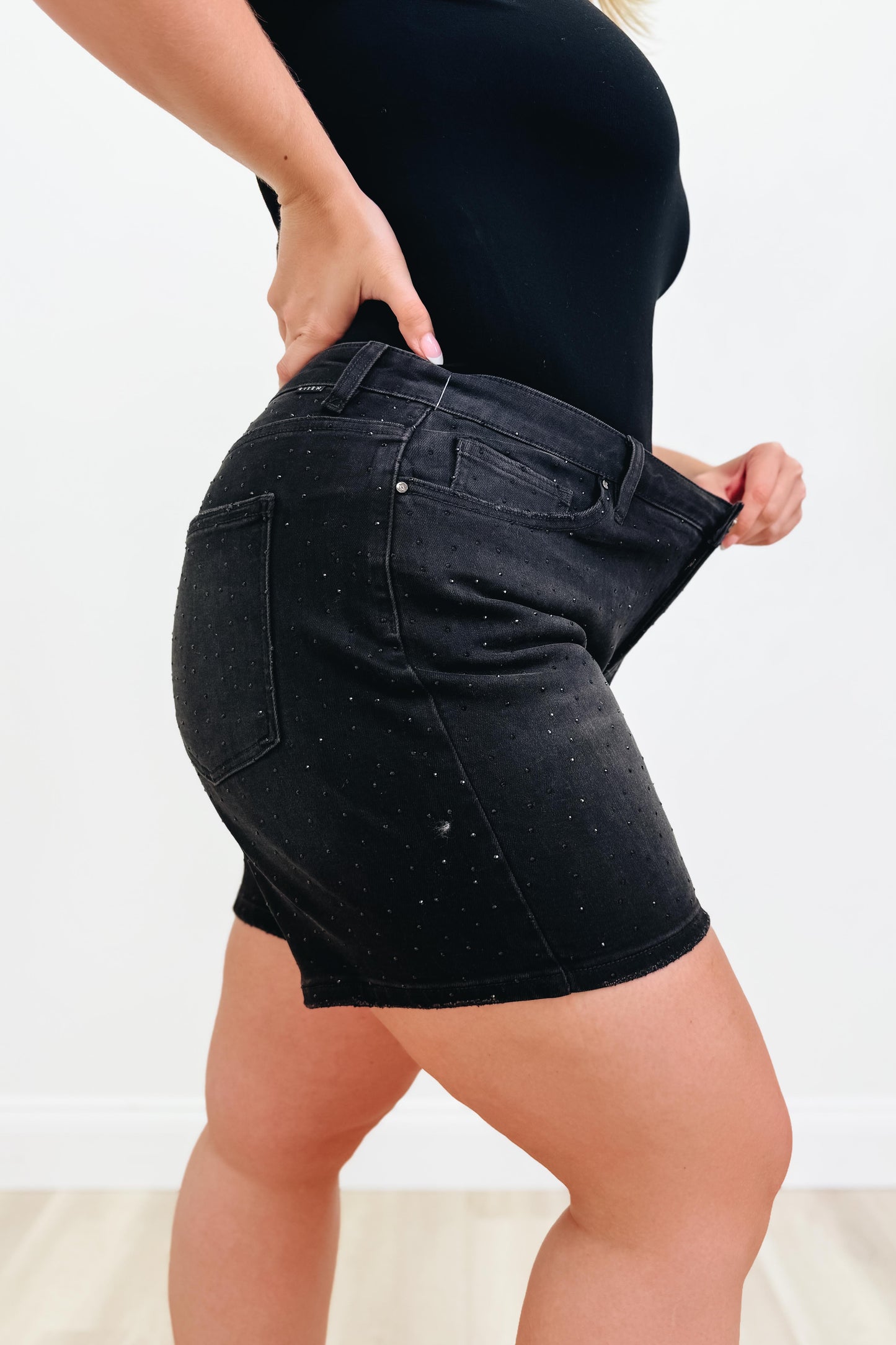 Diamond Dream By Denim BAR - Denim Shorts - Black