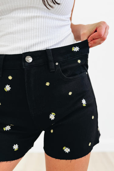 Sun Daze On By Risen - Daisy Denim Shorts - Black