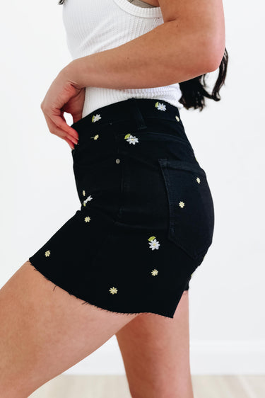 Sun Daze On By Risen - Daisy Denim Shorts - Black