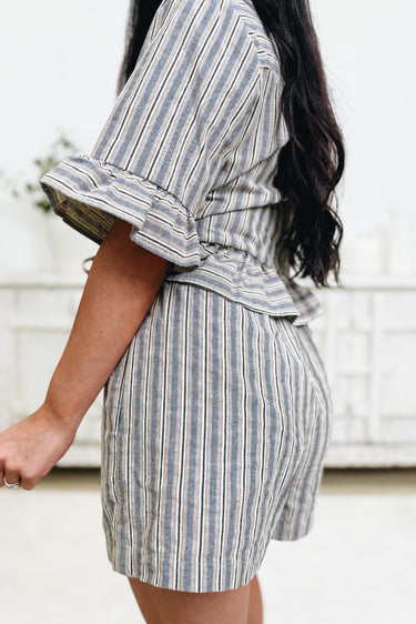 Draw Me In Stripe Shorts - Taupe