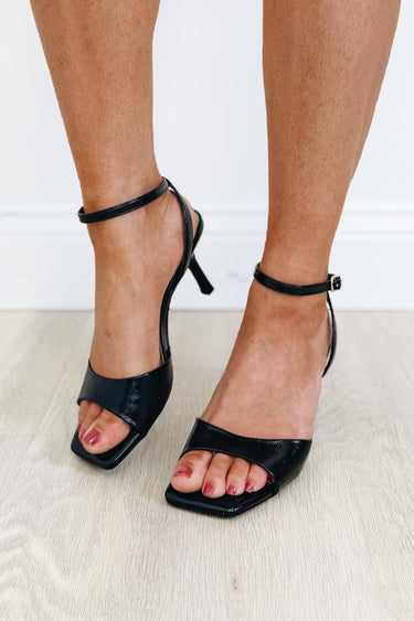 Furrow Square Toe Kitten Heels - Black
