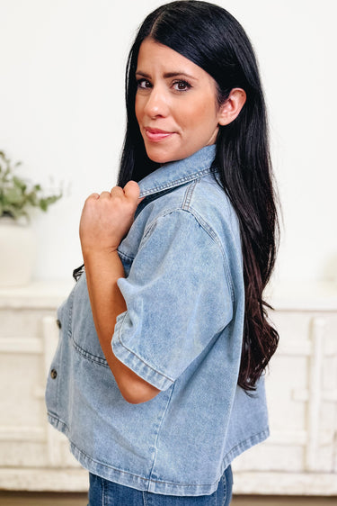 Simple View Button Down Top