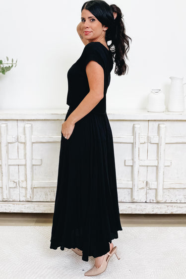 Keep It Flowing Skirt Set - 2 Colors!