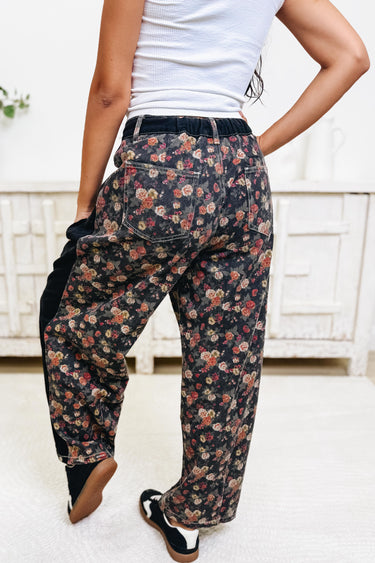Follow Me Floral Pants - Black