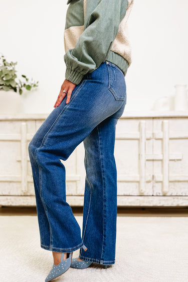 Flirt Alert By Saige Denim - Straight Jeans - Medium
