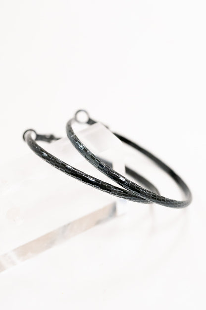Happy Earrings - Metallic Pearl Black