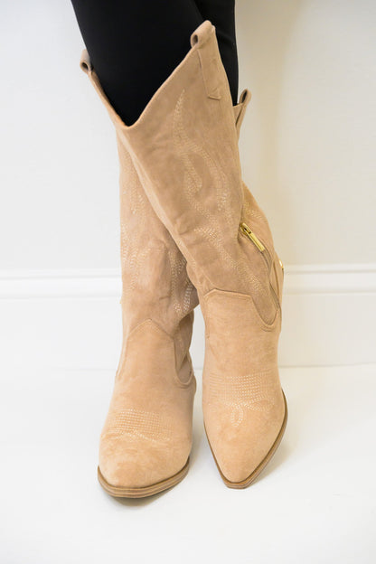 Corky's Headliner Boots - Sand Faux Suede