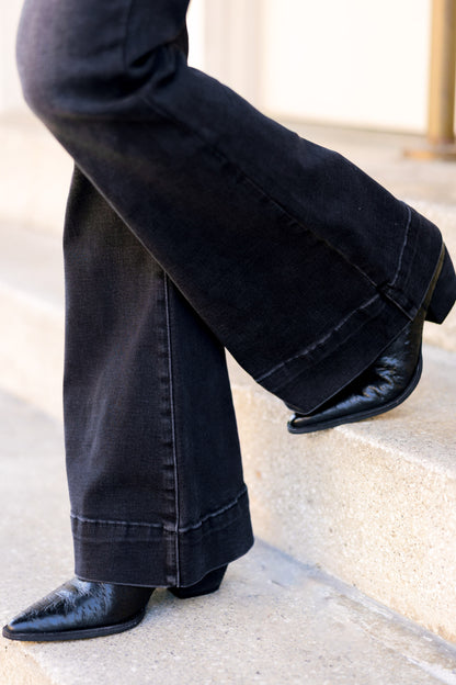 Sexy Back by The Denim BAR  - Flare Jeans in Washed Black - 3 Inseams