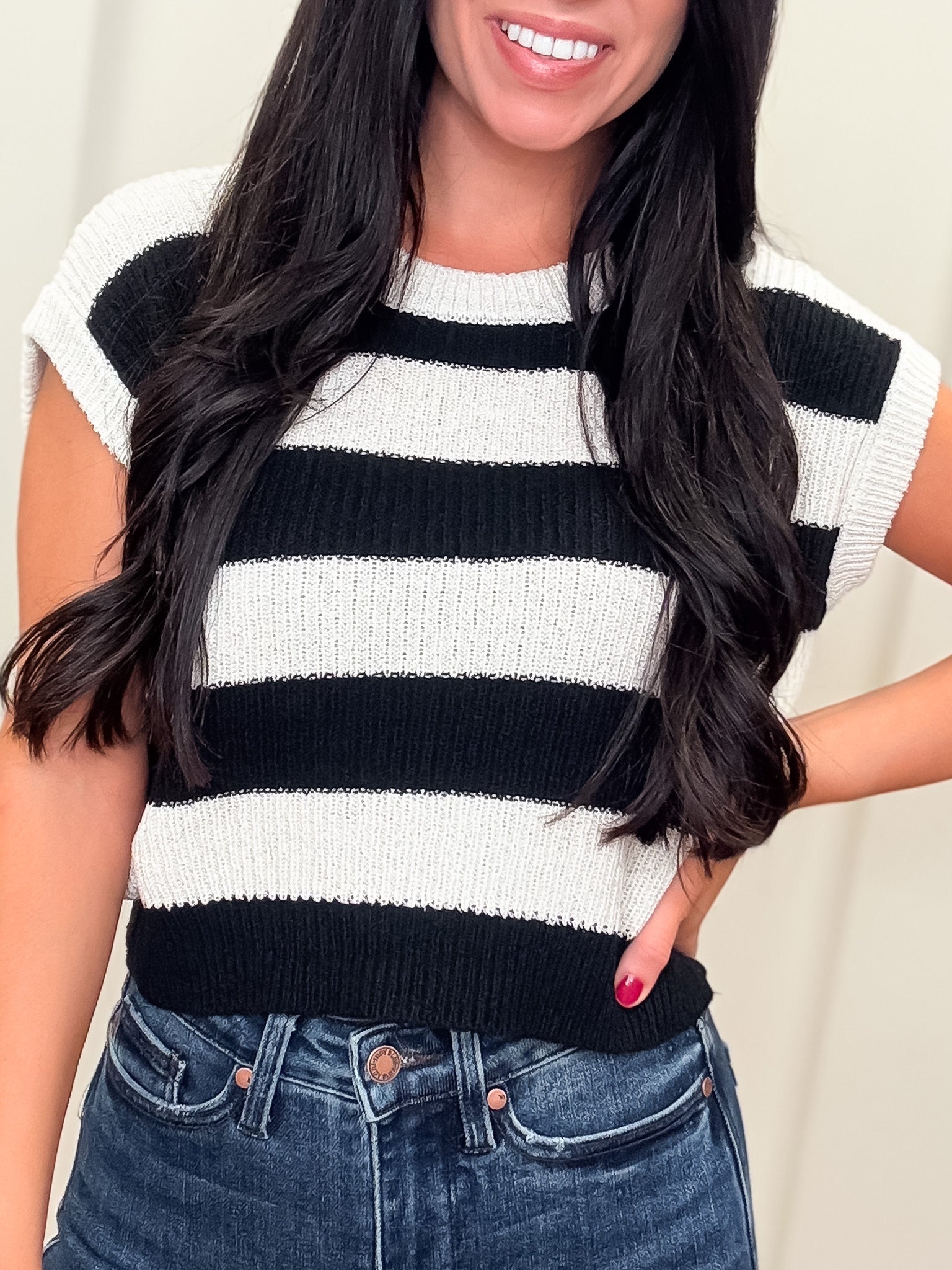 Radiating Style Top - 2 Colors!