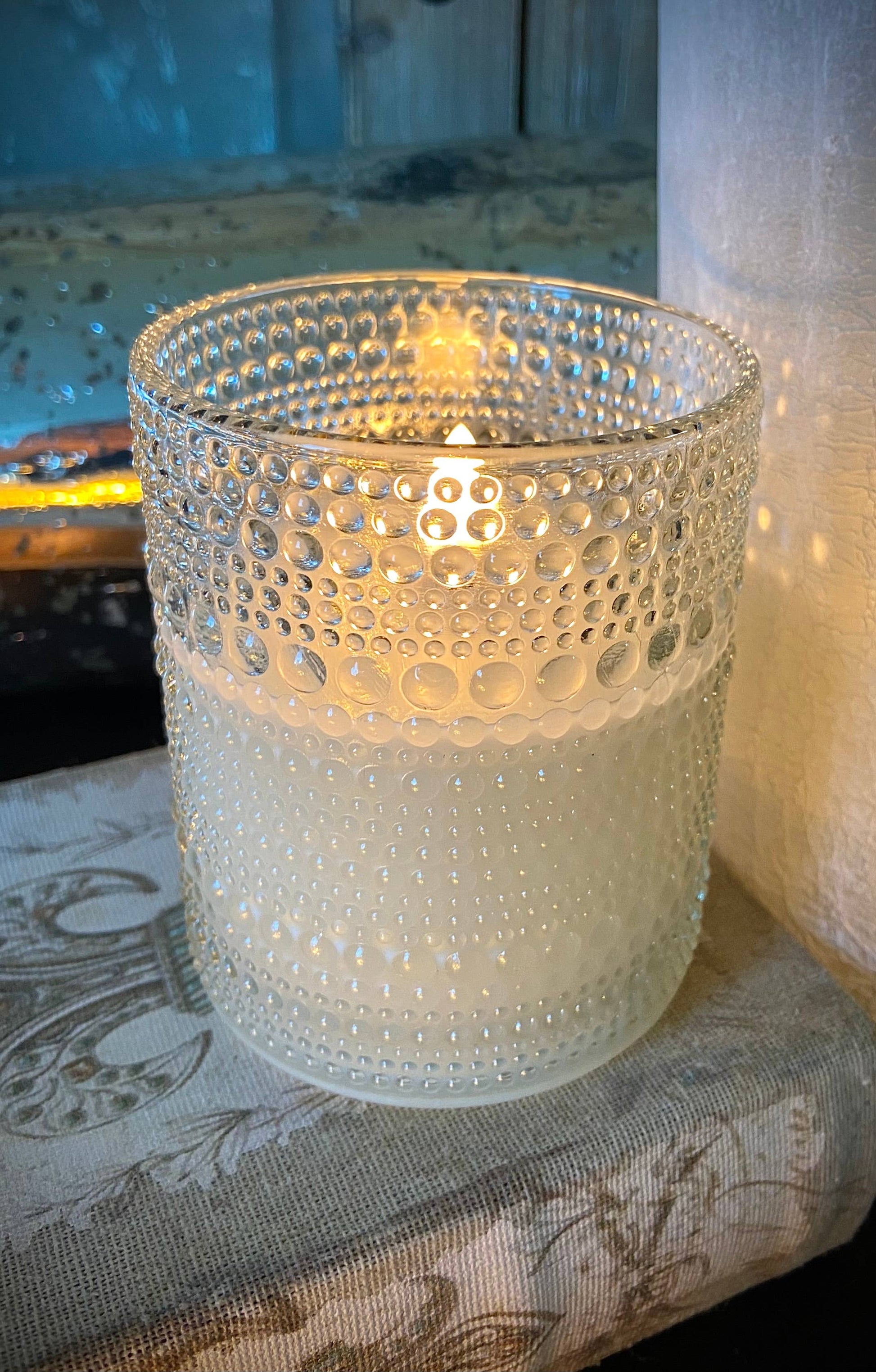 3.5" x 4" Radiance Embossed Candle - Clear