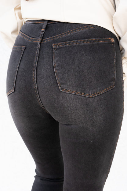 Turned Up By Judy Blue - High Rise Tummy Control Black Wash Skinny Jeans
