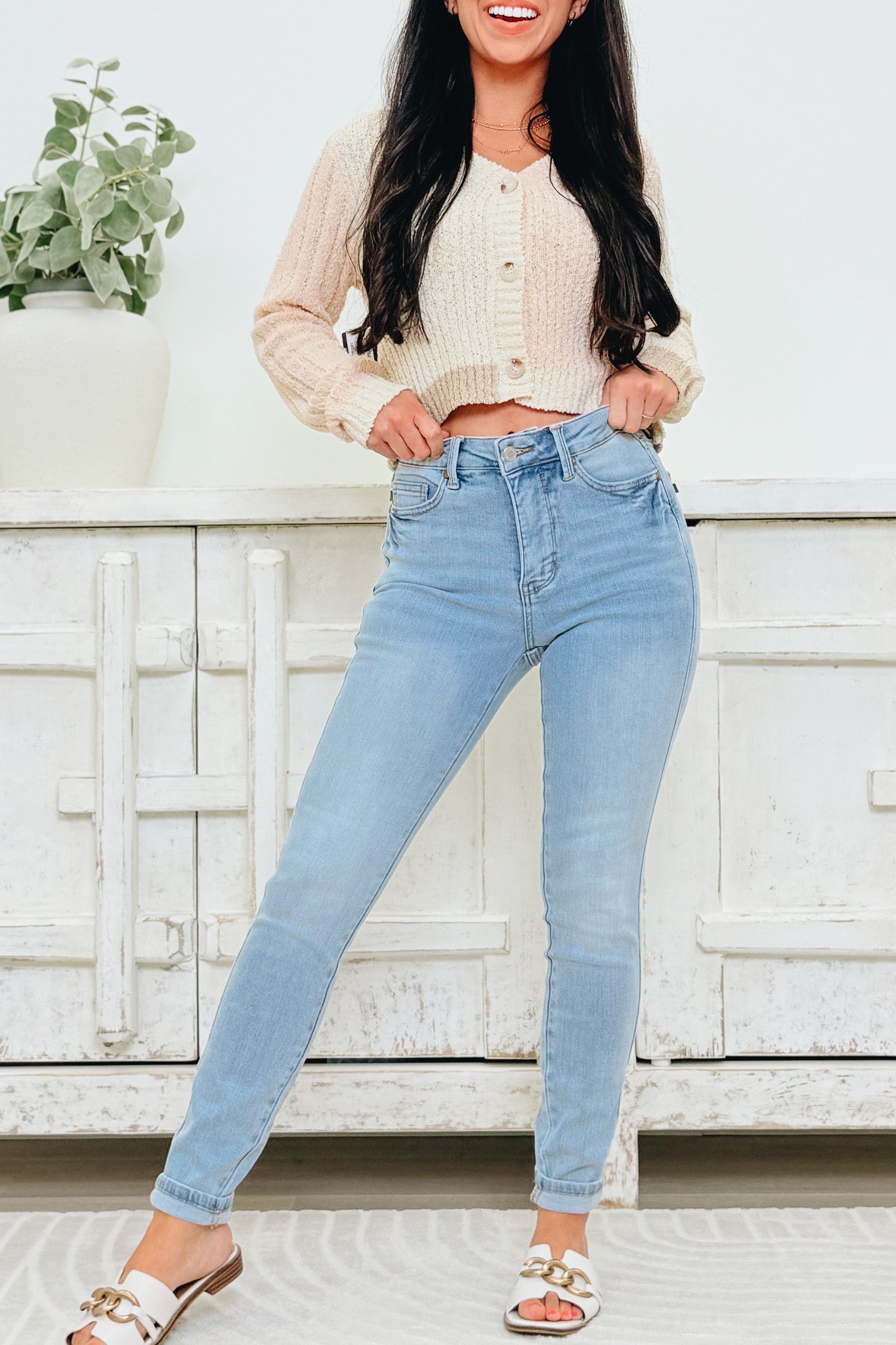 All The Way By Judy Blue - Midrise Vintage Wash Skinny Jeans - Light