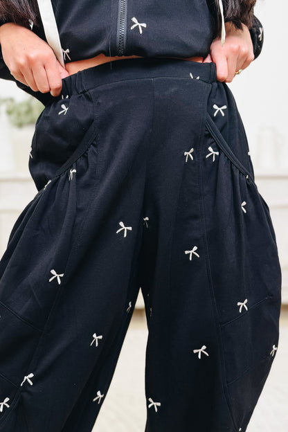 Ribbon Cutting Ceremony Barrel Jogger Pants - Black