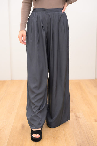 Complete With These Pants