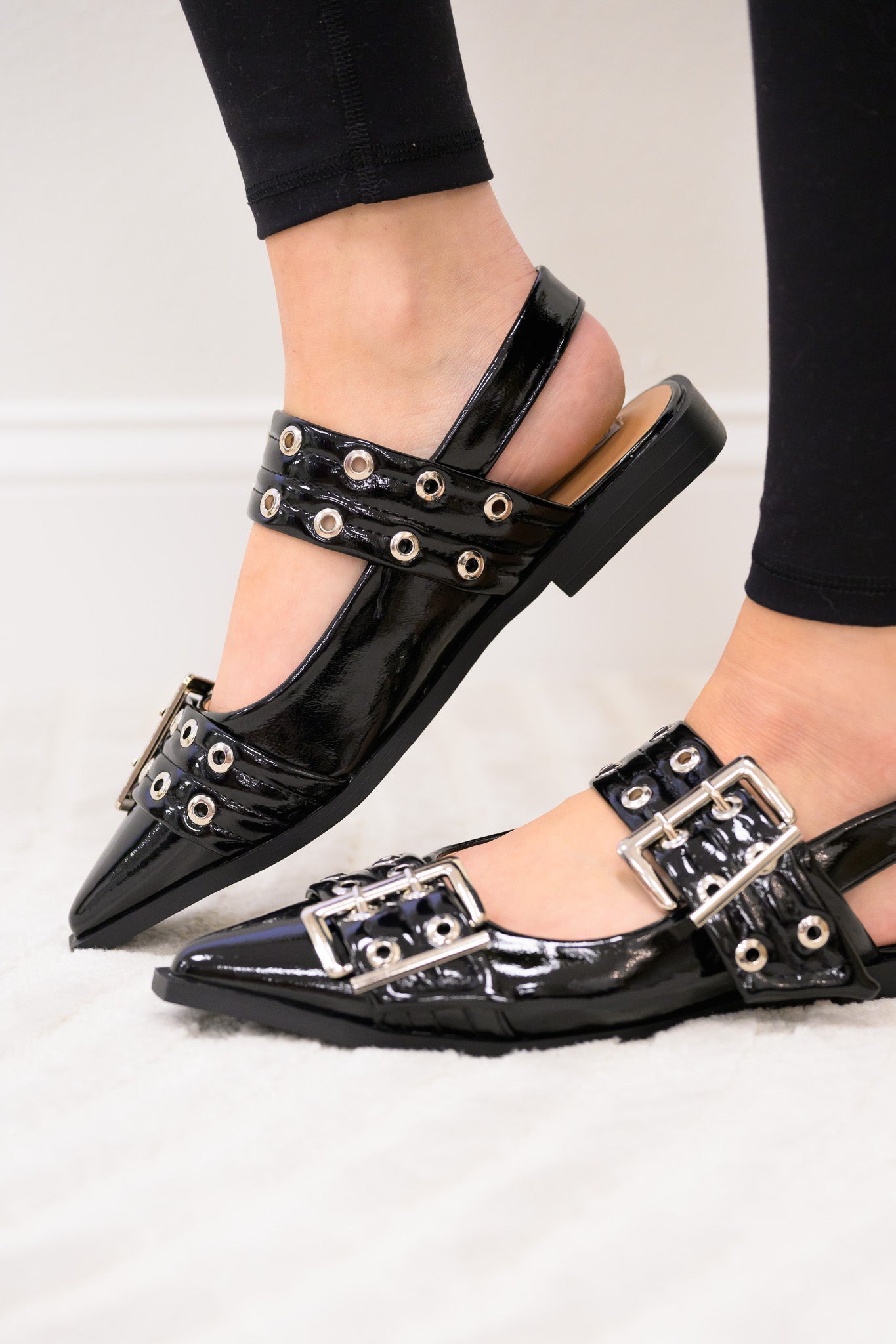 Rivets Pointed Toe Mary Jane Flats - Black