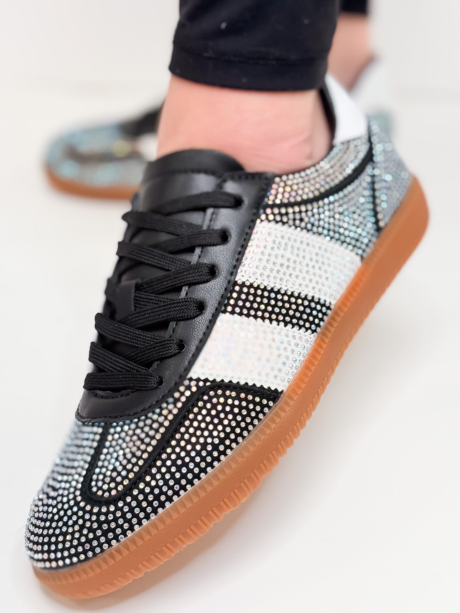 The Lennon Sneakers - Black Combo