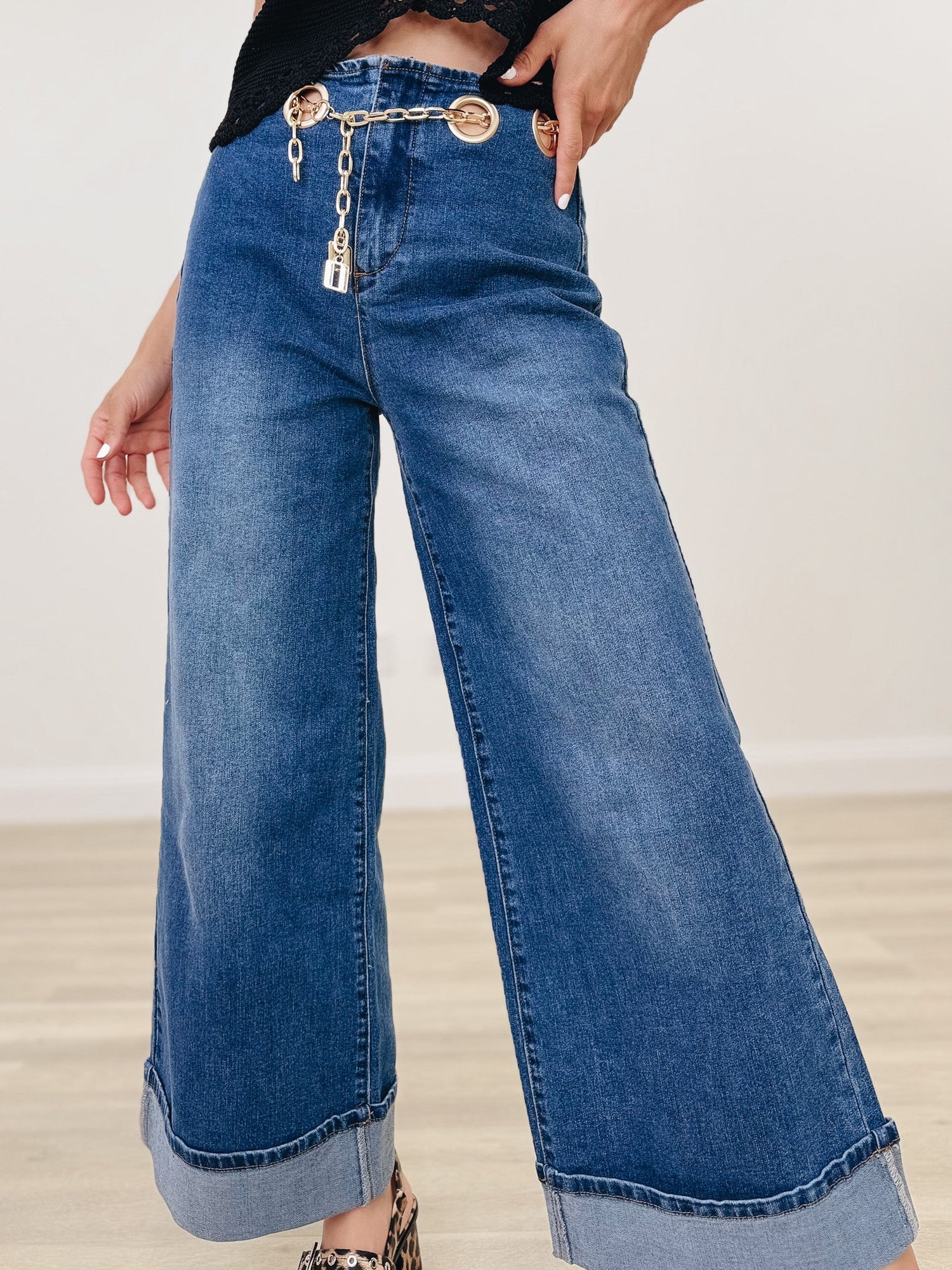 Sweet Surrender Wide Leg Jeans - Medium Wash