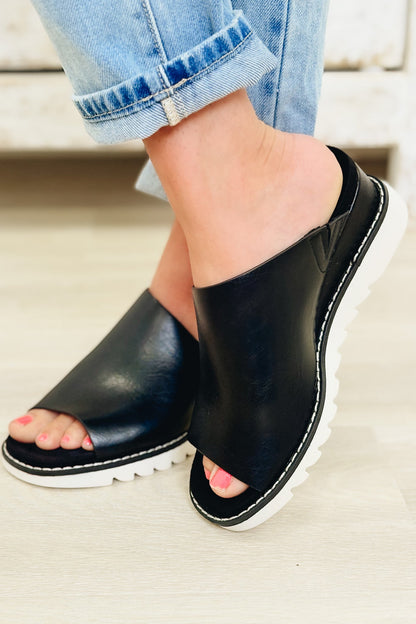 Expand Sandal Wedge - Black