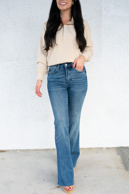 Tasteful By Judy Blue - Mid Rise Tummy Control Vintage Flare Jeans