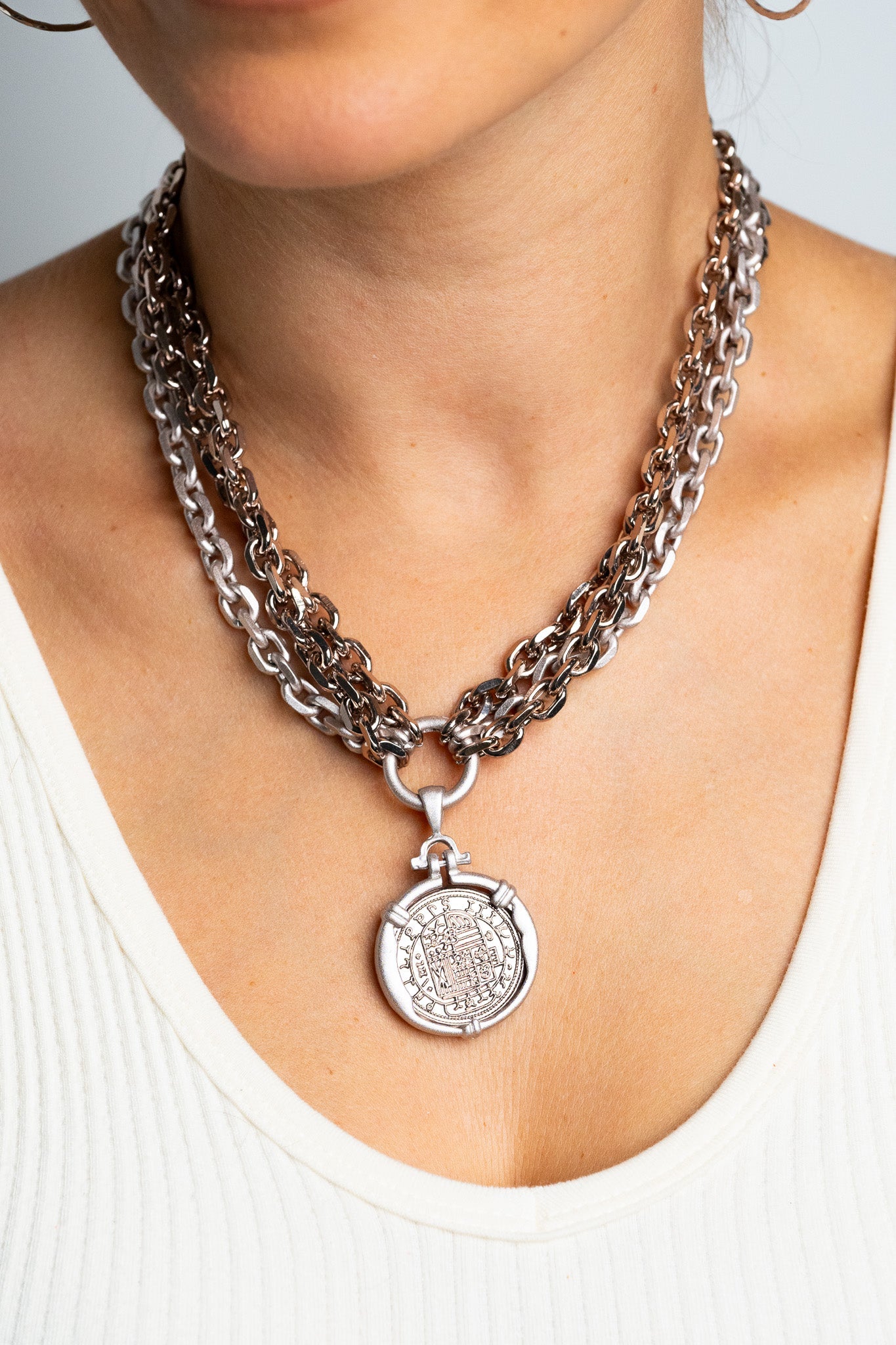 Shipwreck Necklace - Metallic Platinum