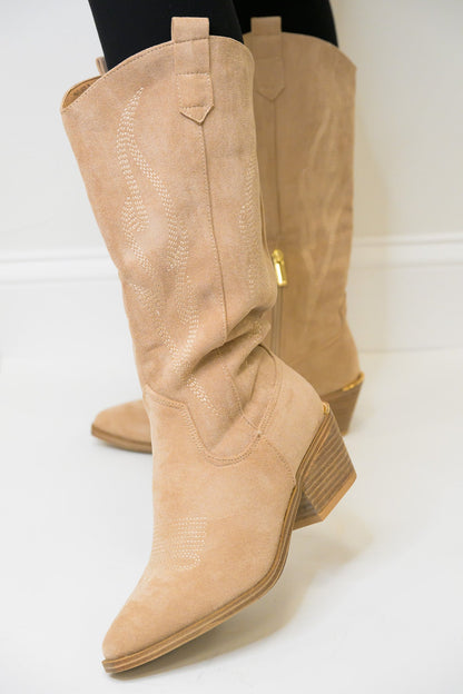 Corky's Headliner Boots - Sand Faux Suede