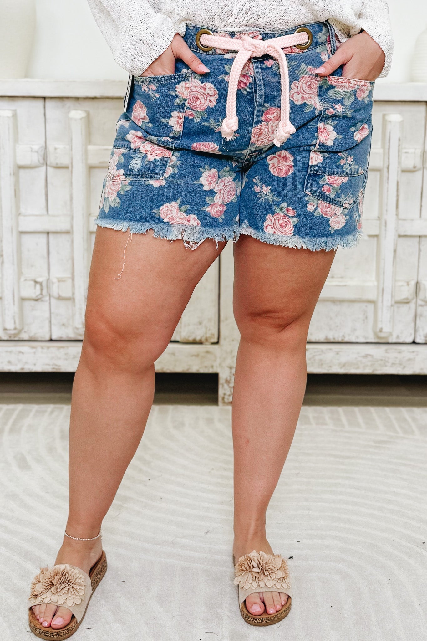Floral & Decor Shorts - Denim