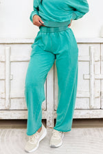 EMERALD GREEN