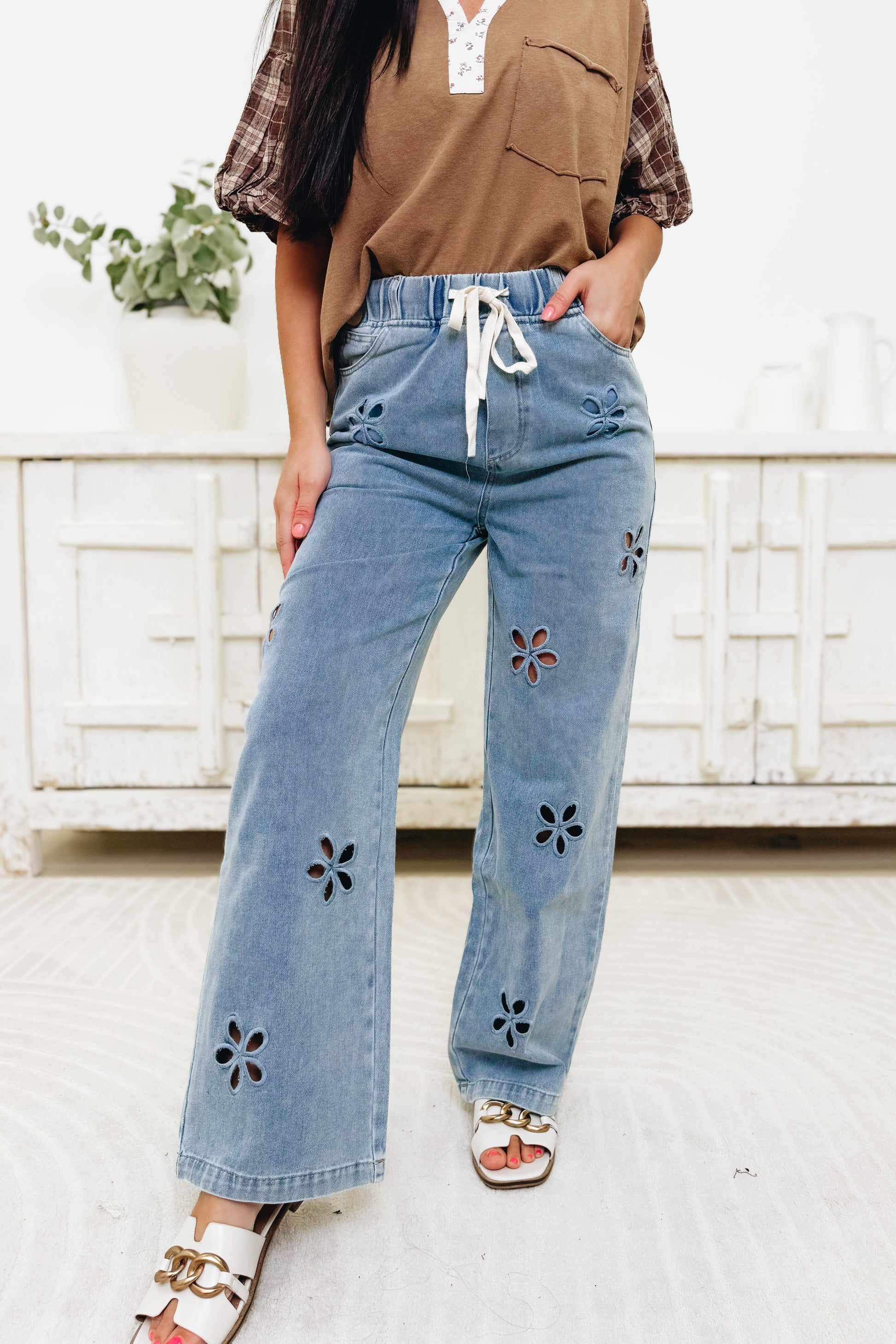 Make Your Mark Floral Pants - Light Blue