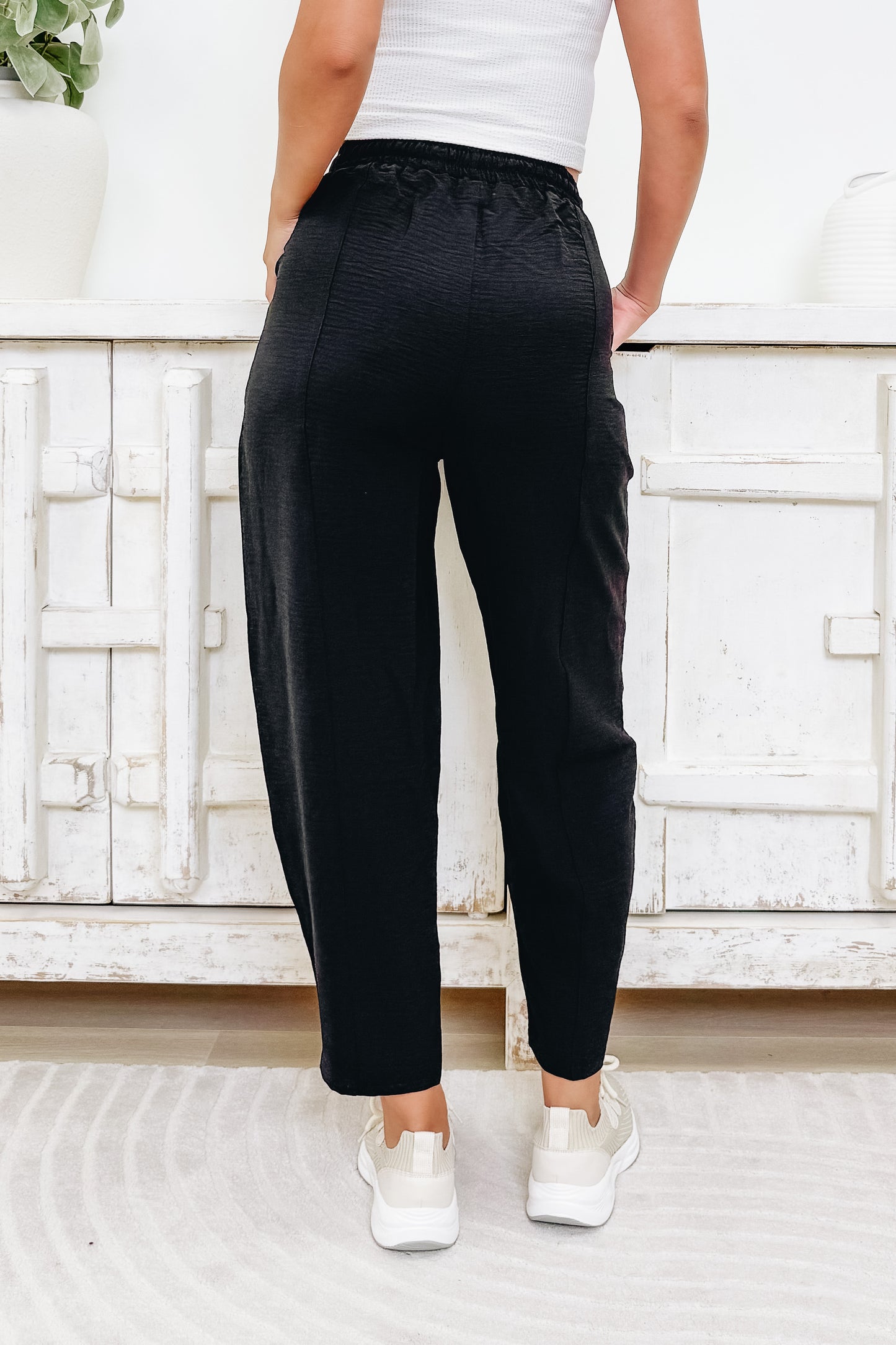 Draw The Line Pants - Black